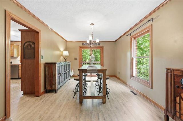 173 Maple Court, Lexington, NC 27295