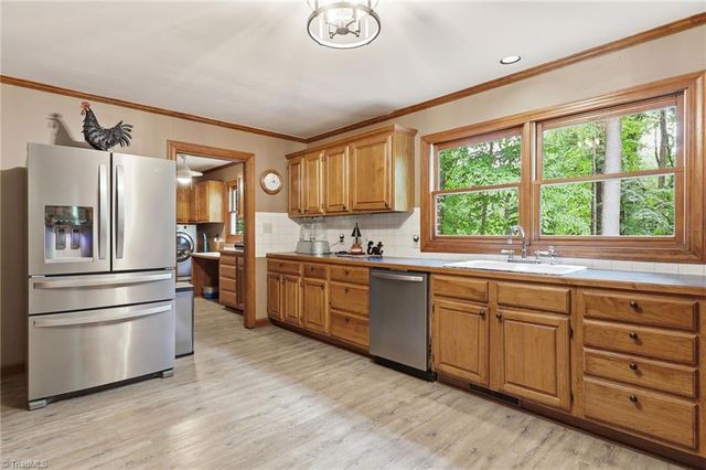 173 Maple Court, Lexington, NC 27295