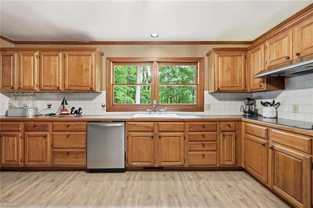 173 Maple Court, Lexington, NC 27295