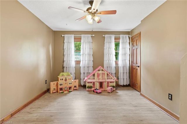 173 Maple Court, Lexington, NC 27295