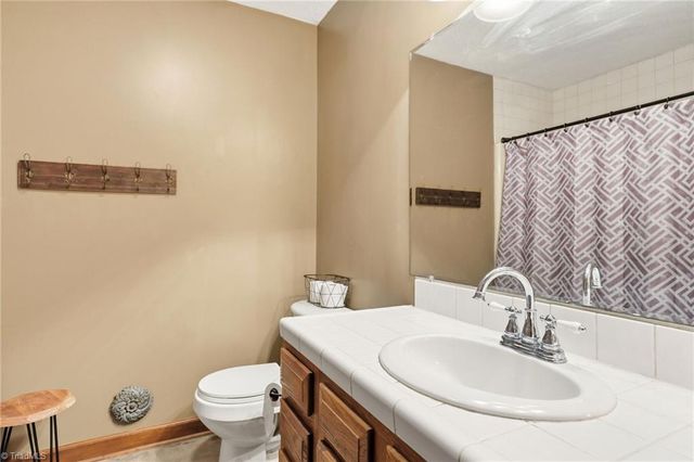 173 Maple Court, Lexington, NC 27295