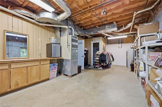 173 Maple Court, Lexington, NC 27295