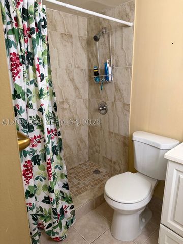 17011 N Bay Rd 708, Sunny Isles Beach, FL 33160