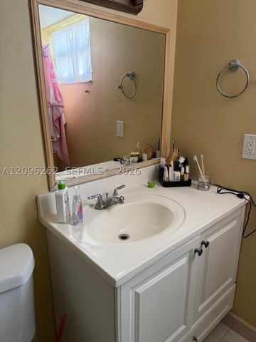 17011 N Bay Rd 708, Sunny Isles Beach, FL 33160