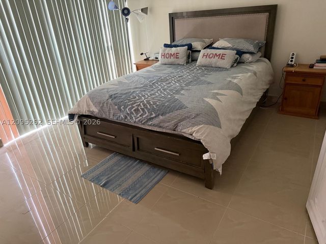 17011 N Bay Rd 708, Sunny Isles Beach, FL 33160