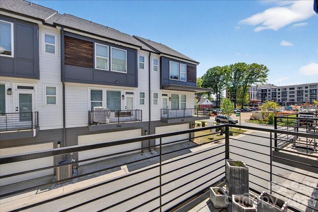 7017 Loso Commons Way, Charlotte, NC 28217