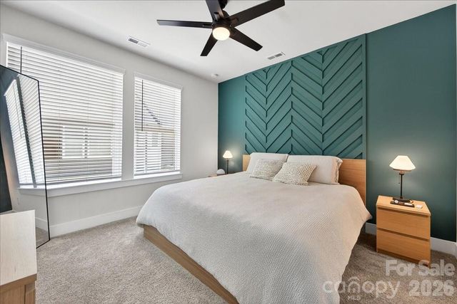 7017 Loso Commons Way, Charlotte, NC 28217