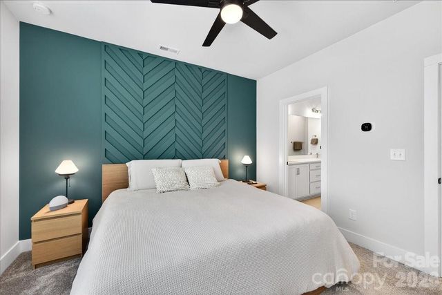 7017 Loso Commons Way, Charlotte, NC 28217