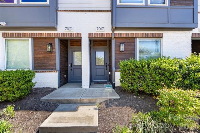 7017 Loso Commons Way, Charlotte, NC 28217