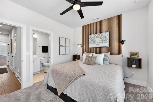 7017 Loso Commons Way, Charlotte, NC 28217