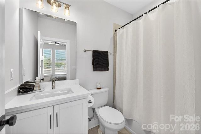 7017 Loso Commons Way, Charlotte, NC 28217