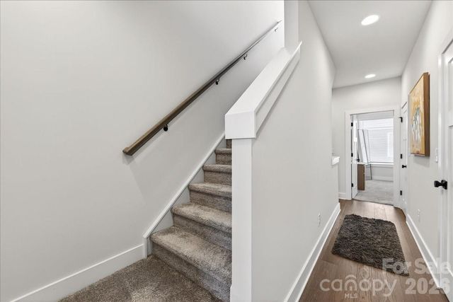 7017 Loso Commons Way, Charlotte, NC 28217