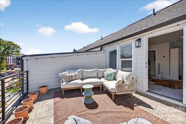 7017 Loso Commons Way, Charlotte, NC 28217