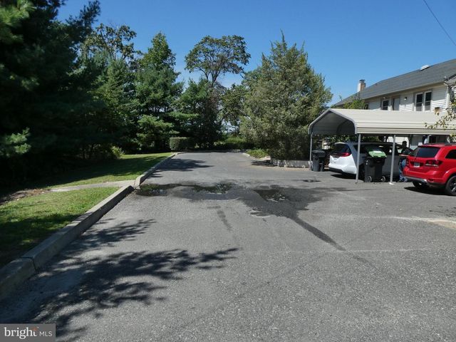 198 S ROUTE 73, Berlin, NJ 08009