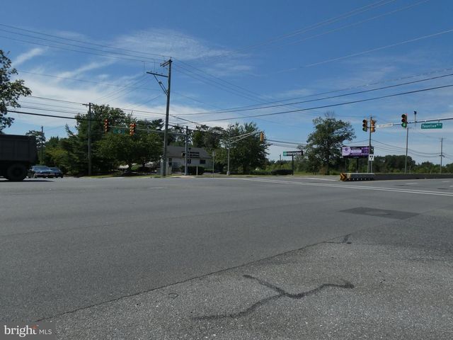 198 S ROUTE 73, Berlin, NJ 08009