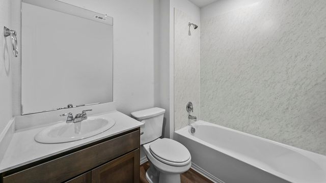 636 Sky Muse Drive, Lavon, TX 75166