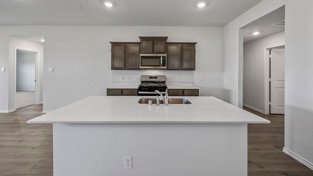 636 Sky Muse Drive, Lavon, TX 75166