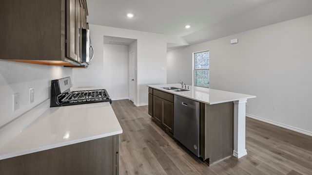 636 Sky Muse Drive, Lavon, TX 75166