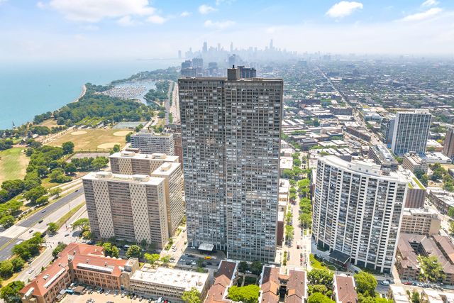 655 W Irving Park Road 3708, Chicago, IL 60613