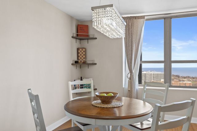 655 W Irving Park Road 3708, Chicago, IL 60613