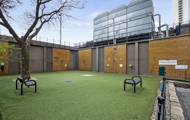 655 W Irving Park Road 3708, Chicago, IL 60613