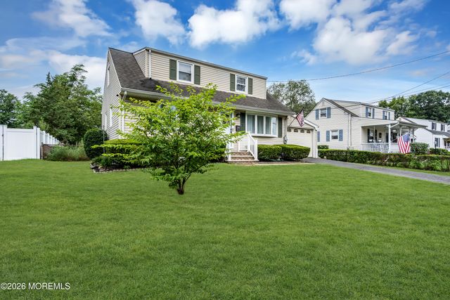 43 Mimi Road, Old Bridge, NJ 08857