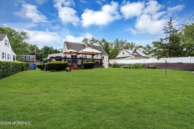 43 Mimi Road, Old Bridge, NJ 08857