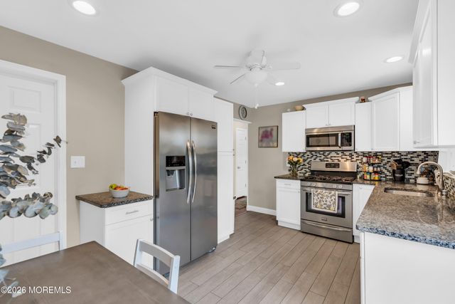43 Mimi Road, Old Bridge, NJ 08857