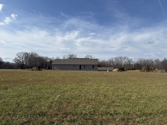 5196 Old Manchester Hwy, Manchester, TN 37355