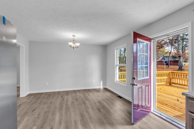 5196 Old Manchester Hwy, Manchester, TN 37355