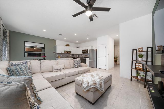 1113 MERRILL STREET, Davenport, FL 33837