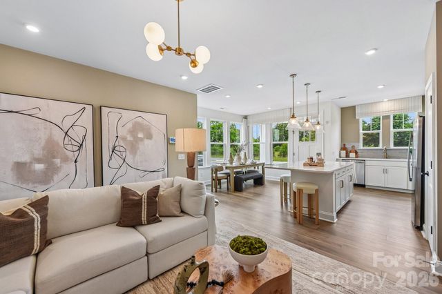 9031 Gulledge Court, Charlotte, NC 28262