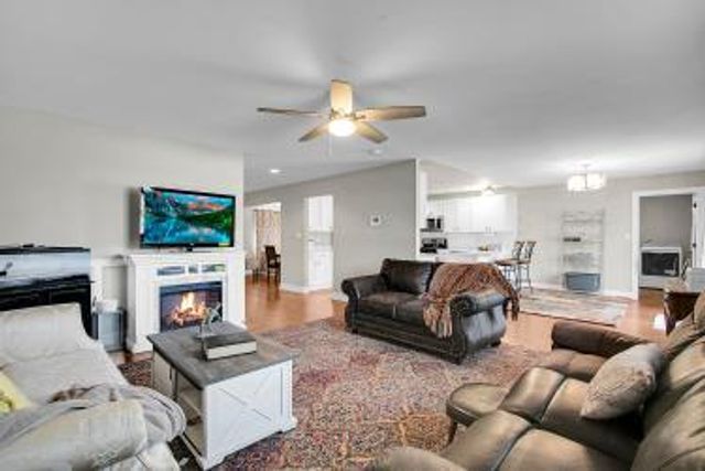 4841 W Falcon Court, Monee, IL 60449
