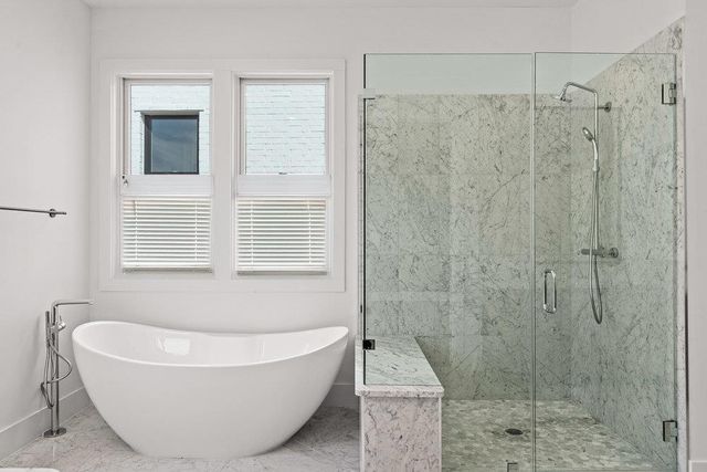 1719 Spyglass DR 16, Austin, TX 78746