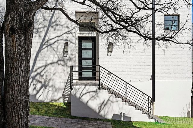 1719 Spyglass DR 16, Austin, TX 78746