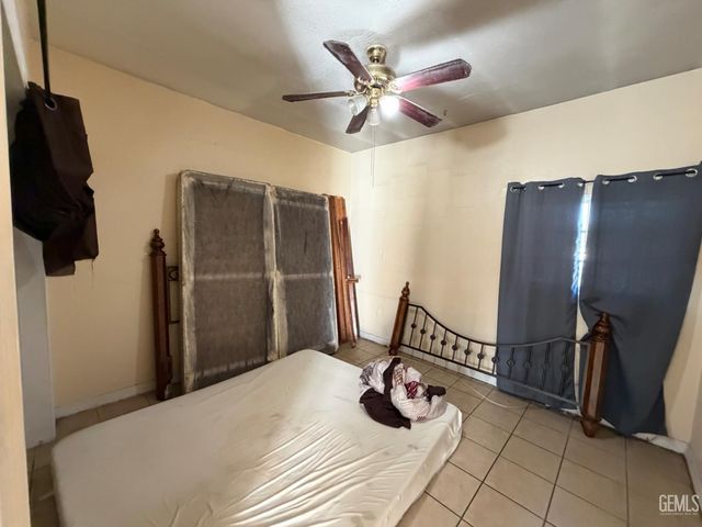 1835 Corrientes Street, Bakersfield, CA 93306