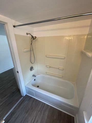 201 E Main Street, Parma, MI 49269