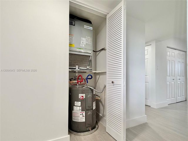 3361 NW 47th Ter 329, Lauderdale Lakes, FL 33319