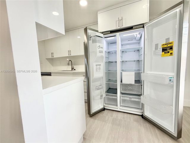 3361 NW 47th Ter 329, Lauderdale Lakes, FL 33319