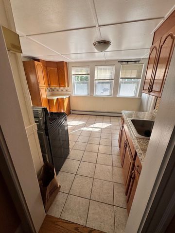 52 Quincy Street 2, Medford, MA 02155