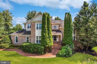 10009 THOMPSON RIDGE CT, Great Falls, VA 22066