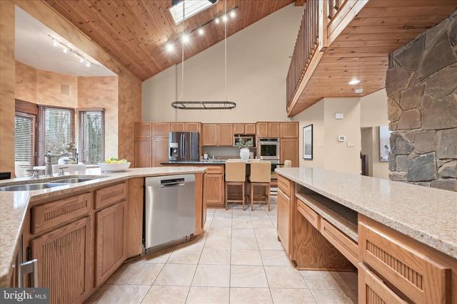 13304 RIDGEWOOD DR, Ellicott City, MD 21042