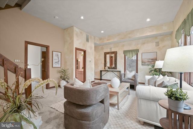 13304 RIDGEWOOD DR, Ellicott City, MD 21042