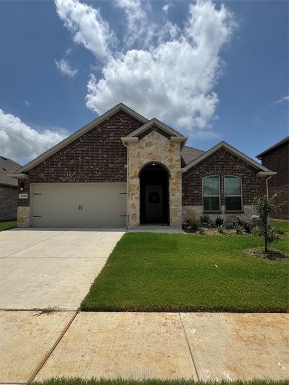 9808 Elk Falls Lane, Aubrey, TX 76227