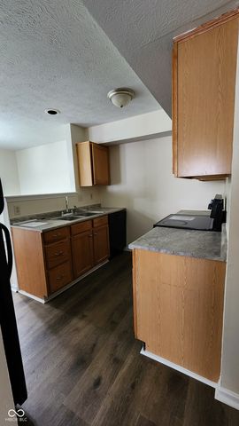 4938 Pembridge Drive, Indianapolis, IN 46254