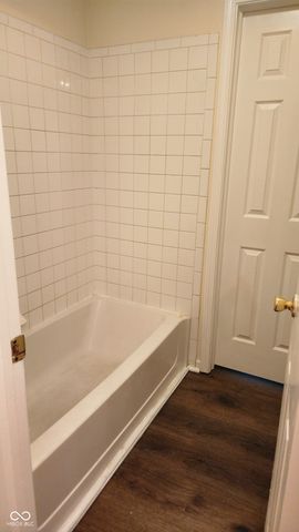 4938 Pembridge Drive, Indianapolis, IN 46254