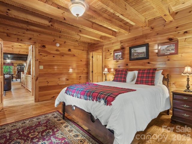 475 S Toe River Road, Burnsville, NC 28714