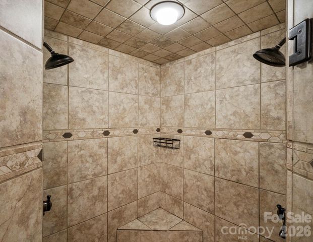 475 S Toe River Road, Burnsville, NC 28714