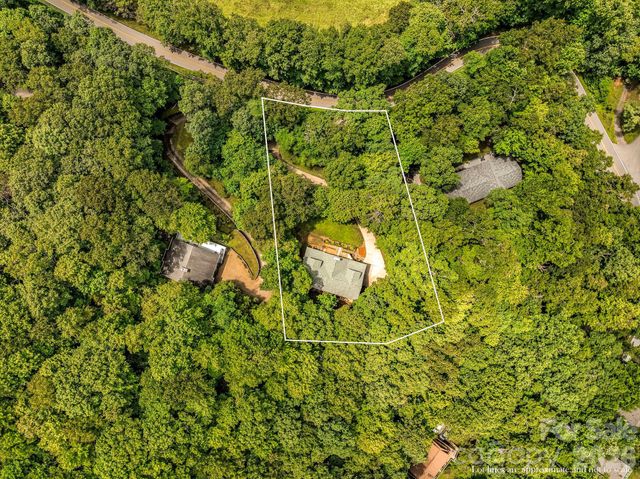 475 S Toe River Road, Burnsville, NC 28714