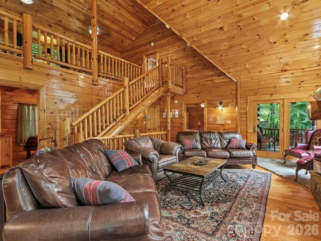 475 S Toe River Road, Burnsville, NC 28714